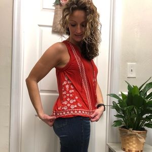 Akemi & Kin Sleeveless Top